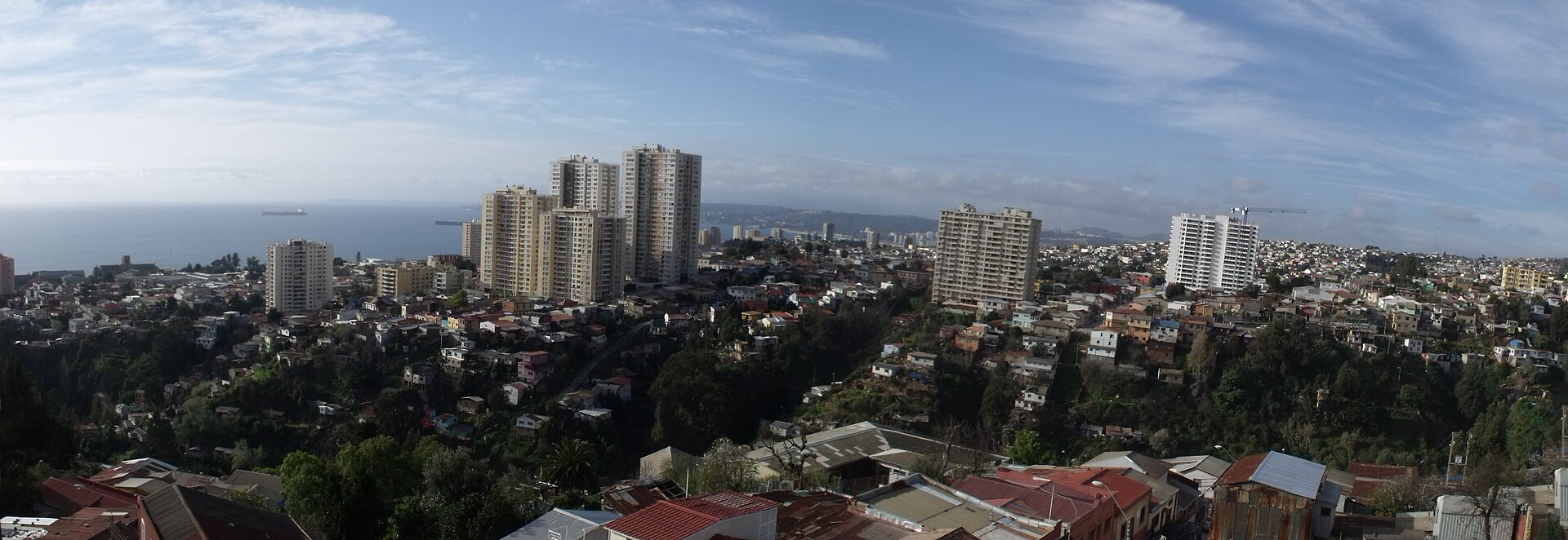 Santiago + Valparaíso